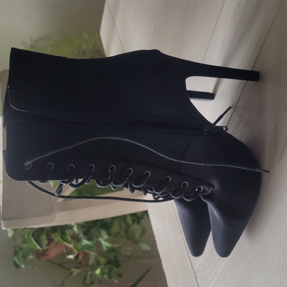 Womens boots
